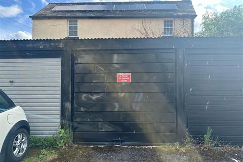 Garage for sale, Maes Yr Aradr, Llanrwst