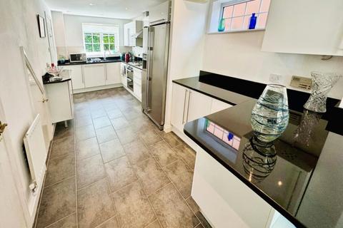 26 Admington Drive, Hatton Park, Warwick, CV35 7TZ