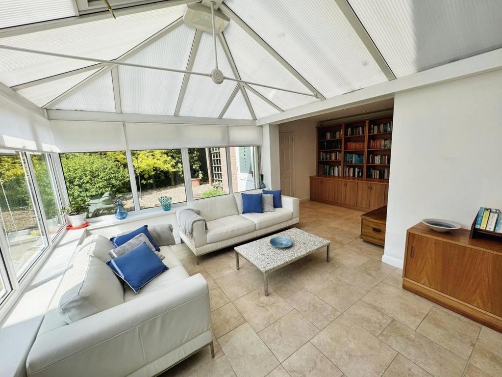 837dcabd-Conservatory.jpg