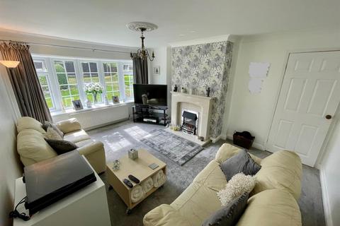 4 bedroom semi-detached bungalow for sale, Parc Clwyd, Denbigh