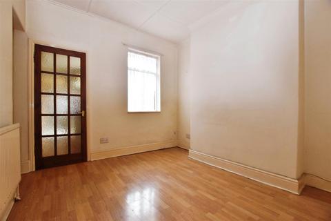 2 bedroom terraced house for sale, Belvoir Street, Hull