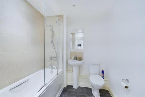 1 bedroom flat for sale, Paynter House, Upton Gardens, Shipbuilding Way, London, E13 9FG