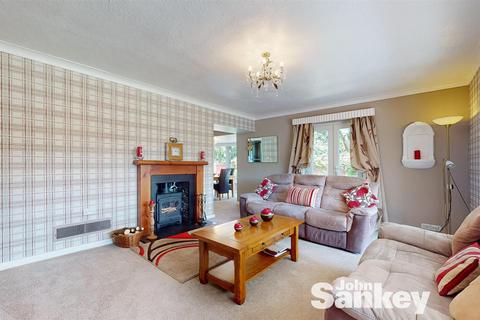 3 bedroom detached bungalow for sale, Forest Hill, Mansfield