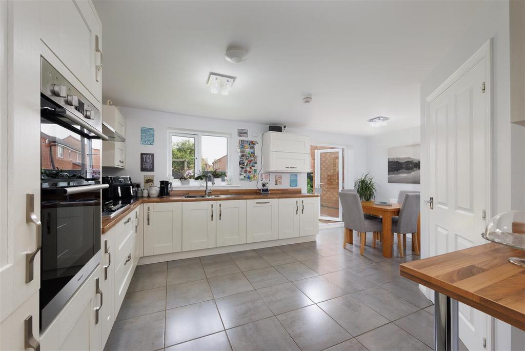 Breakfast Kitchen