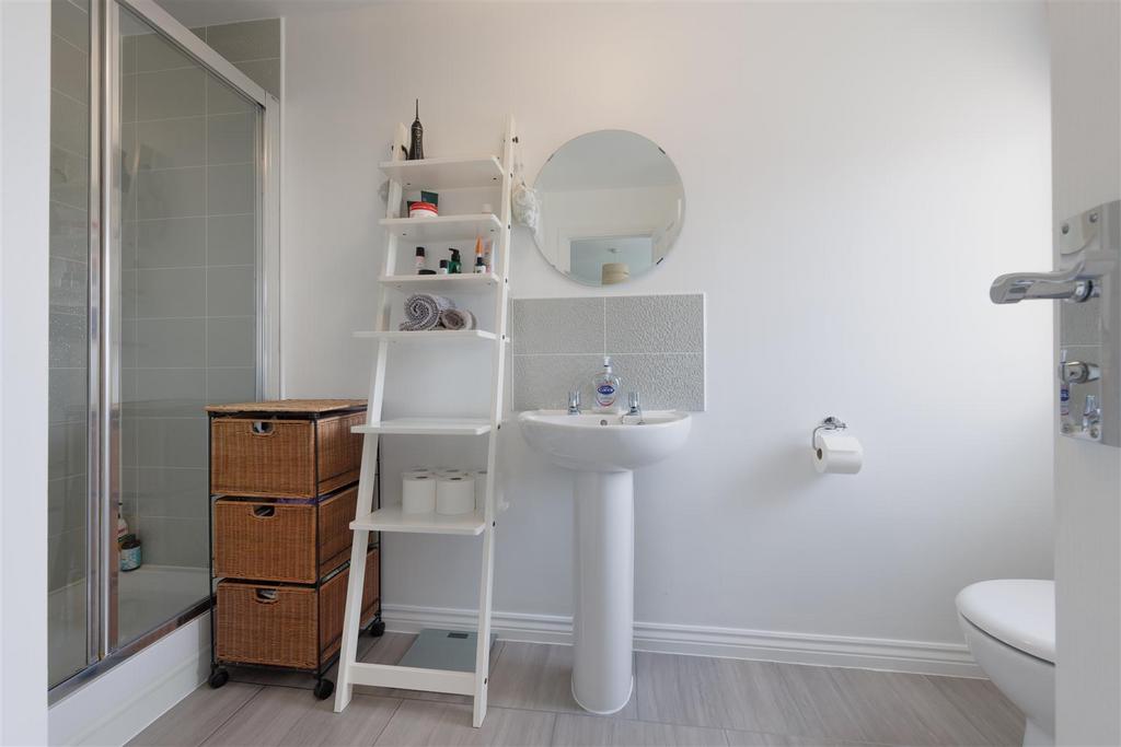 En-Suite Shower