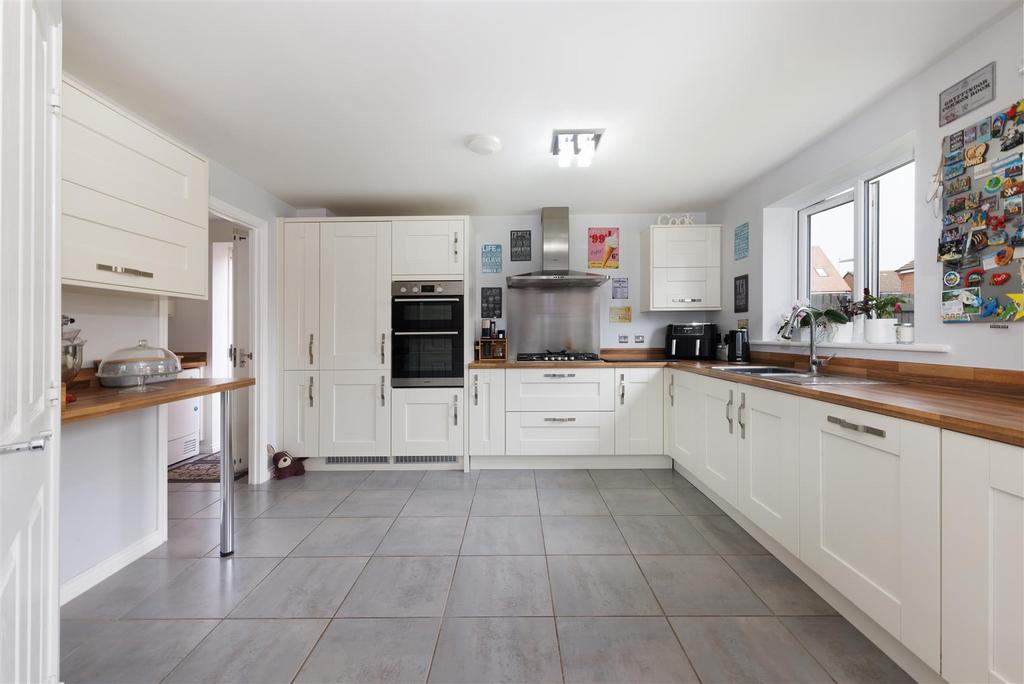 Breakfast Kitchen