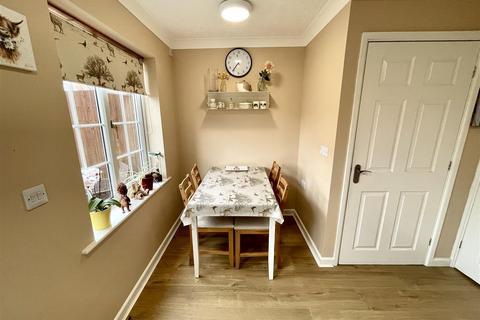 2 bedroom terraced house for sale, Astor Place, Spalding