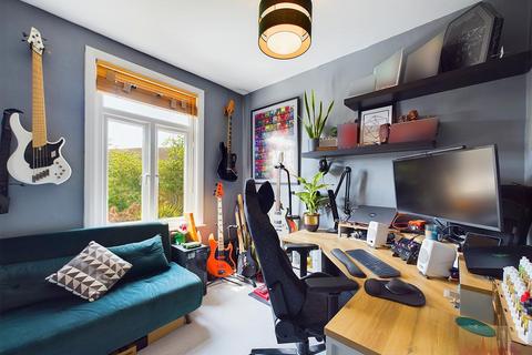 26 South Vale, Harrow, HA1 3PH