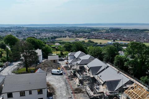 5 bedroom detached house for sale, Pen-Y-Fai Gardens, Llanelli SA15