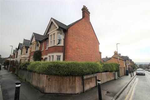 2 bedroom house to rent, Hill Top Road, Southfield Road, Cowley