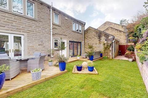 5 bedroom detached house for sale, Wellcroft Gardens, Hipperholme, Halifax