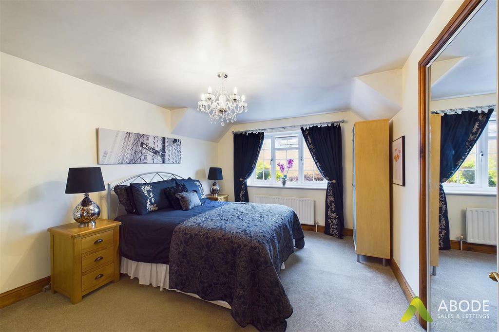 CAM01754 G0-PR0198-STILL006.jpg