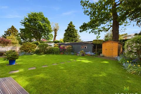 3 bedroom detached bungalow for sale, Hampton Close, Oswestry