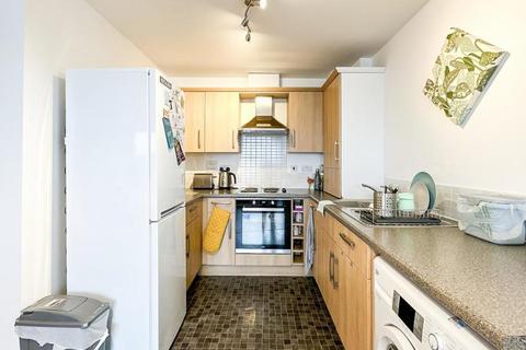 2 bedroom apartment for sale, Barnsley Road, Wakefield
