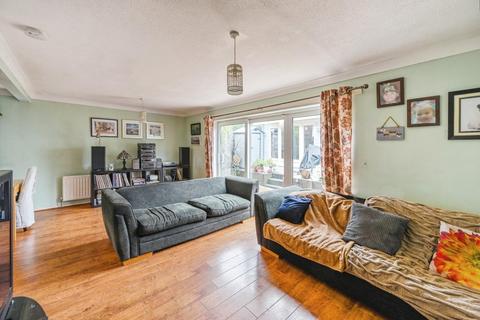 4 Curlew Close, Warton, Tamworth, B79 0HL