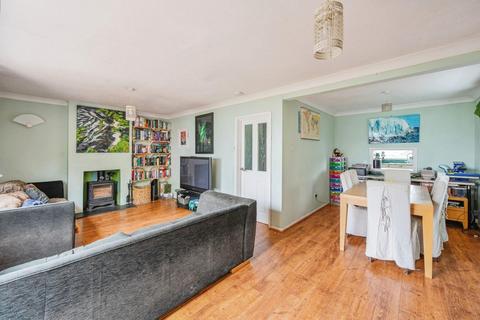 4 Curlew Close, Warton, Tamworth, B79 0HL