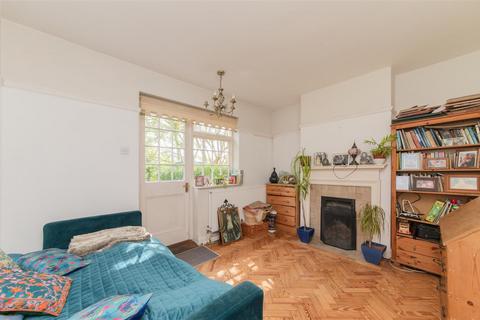 1 bedroom flat for sale, Neale Close, London
