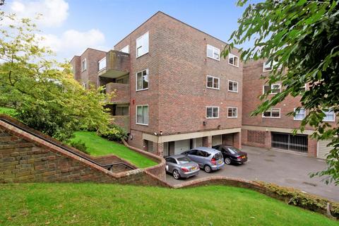 2 bedroom flat for sale, High Firs, Radlett WD7