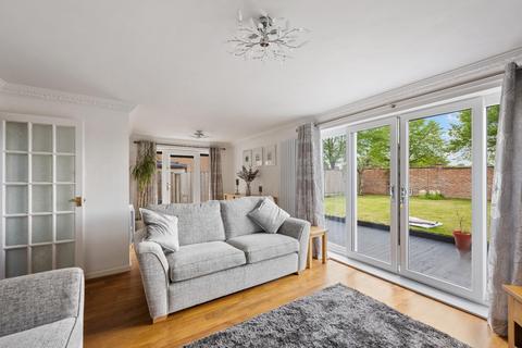 5 bedroom detached house for sale, Upper Newbold Close, Upper Newbold, Chesterfield, S41 8XD