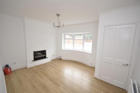 2 bedroom house to rent, Leicester Street, Leamington Spa