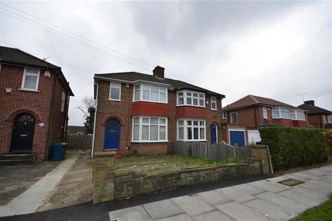 3 bedroom semi-detached house to rent, Broadcroft Avenue , Stanmore , Middlesex, HA7 1NT