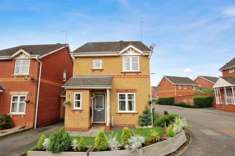 3 bedroom detached house to rent, Marchwood Close, Redditch