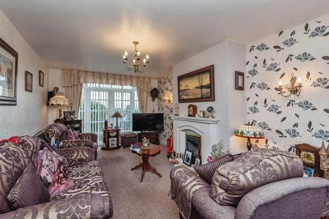 3 bedroom semi-detached house for sale, Ashdene Crescent, Pudsey, LS28 8NS