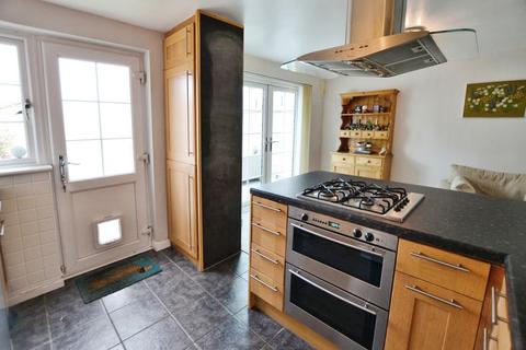 14 Holcombe, Bristol, BS14 0AT