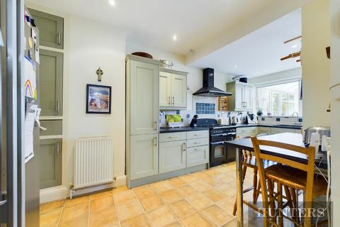 4 bedroom house for sale, Filey Road, Scarborough