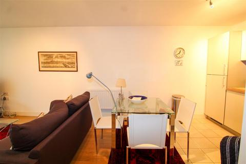 1 bedroom flat for sale, Dalston Square, London