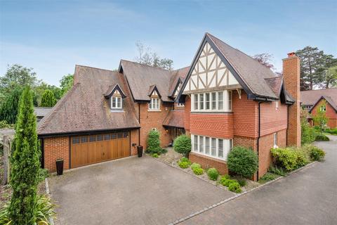 5 bedroom detached house for sale, Furlong Drive, Ascot