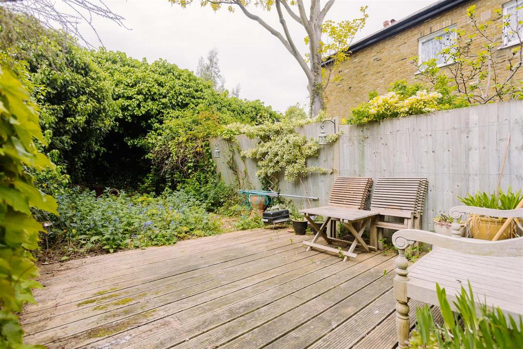 MB wray crescent finsbury park visit 2 davies davi