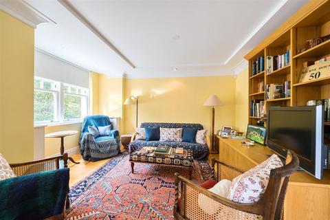 2 bedroom flat for sale, Mount Vernon, Hampstead Village, NW3