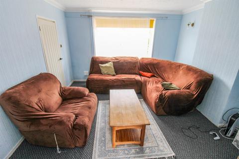 30 Burns Drive, Corby, NN17 2NN