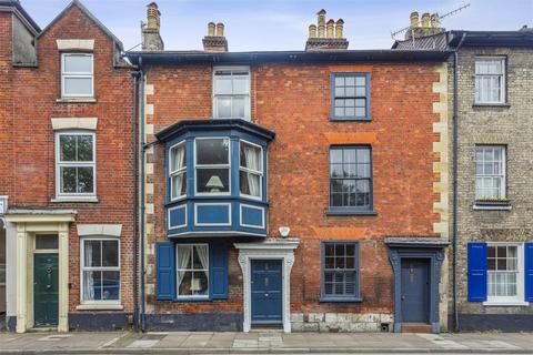 3 bedroom townhouse for sale, Exeter Street, Salisbury