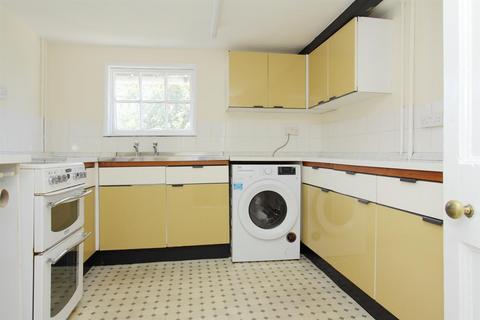1 bedroom flat to rent, New Street, Salisbury