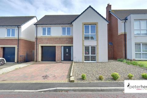 4 bedroom detached house for sale, Range View, Whitburn, Sunderland