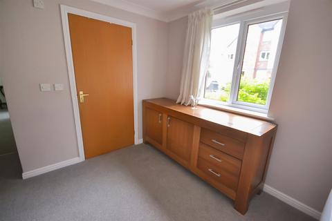 1 bedroom apartment for sale, Brielen Court, Radcliffe-On-Trent, Nottingham