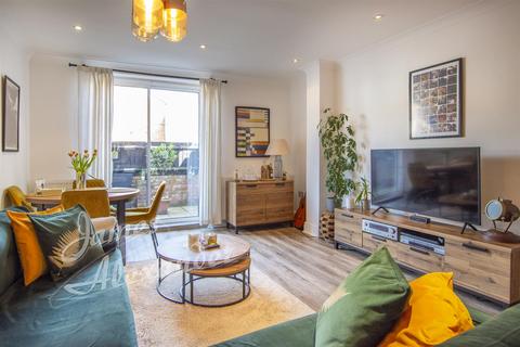1 bedroom apartment for sale, 30 Thornton Road, Thornton Heath