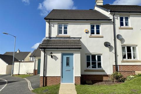 3 bedroom semi-detached house to rent, Grass Valley Park, Bodmin, PL31