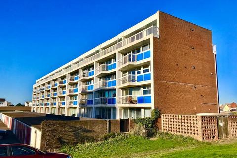 2 bedroom apartment to rent, Pacific Court, Shoreham by Sea
