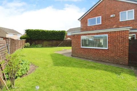 4 bedroom detached house for sale, Grosmont Close, Hull