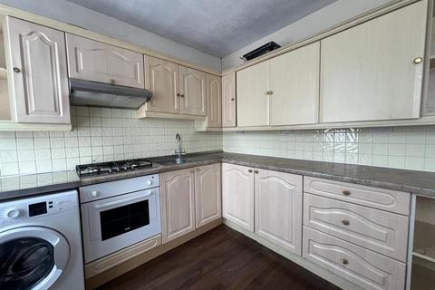 2 bedroom flat to rent, Woodway Lane, Walsgrave, Coventry, CV2 2EE