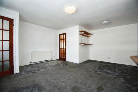 2 bedroom terraced house for sale, Dalsetter Rise, Hull