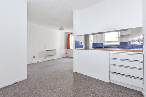 1 bedroom apartment for sale, Chatsworth Road, Chichester