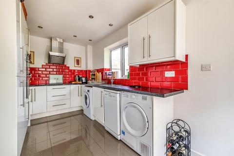 3 bedroom semi-detached house for sale, Lichfield Avenue, Evesham