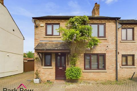 3 bedroom end of terrace house for sale, High Street, South Milford, Leeds
