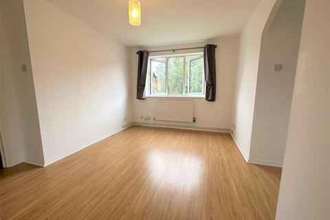 1 bedroom flat to rent, Courtlands Close, Watford WD24