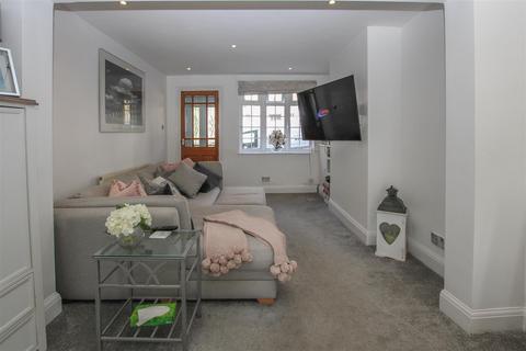 2 bedroom house for sale, Sussex Road, Warley, Brentwood