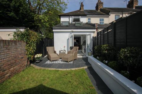 11 Sussex Road, Warley, Brentwood, CM14 5JQ